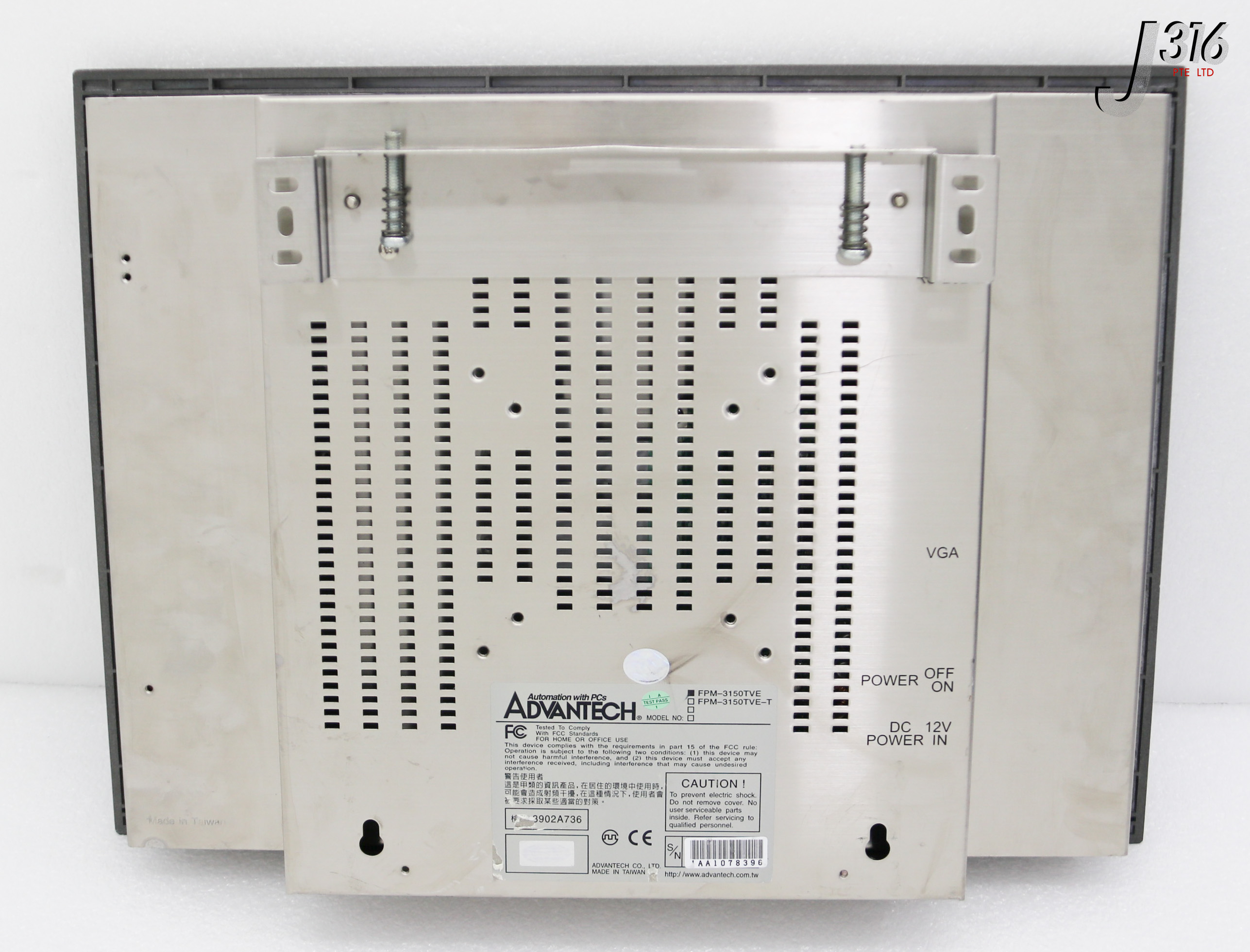37236 ADVANTECH FLAT PANEL MONITOR, 15
